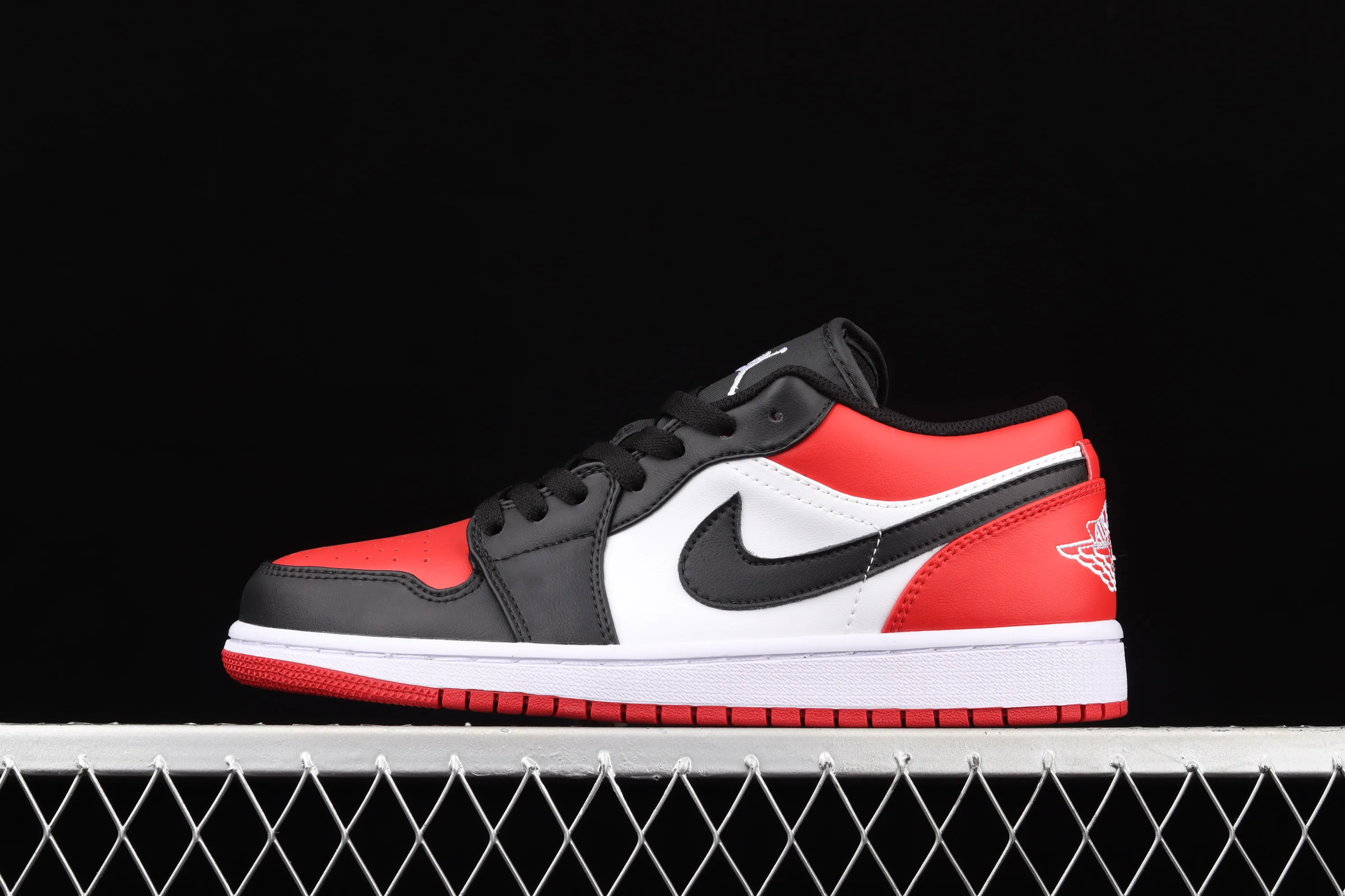 All categories Air Jordan Jordan series basketball shoes Air Jordan 1 Low Air Jordan 1 Low AJ1 Joe 1 low-top cultural basketball shoes 553558-612